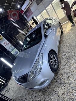 هيونداي أزيرا